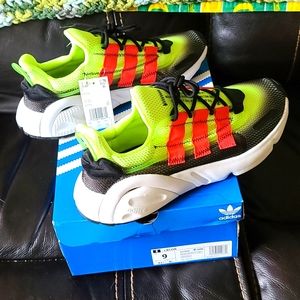 NWT NIB Adidas LXCON Size 9.